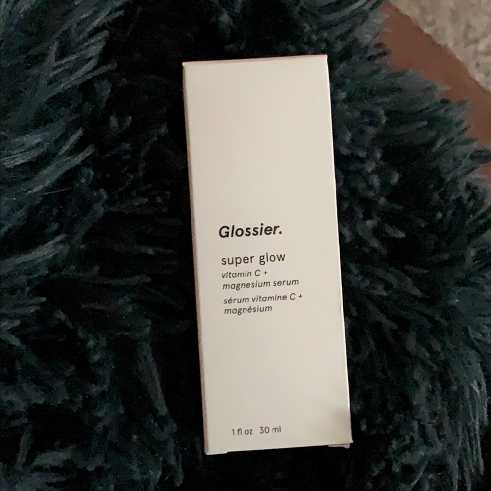 Glossier super glow